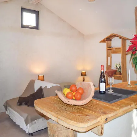 0-bedroom Holiday In Coti-chiavari